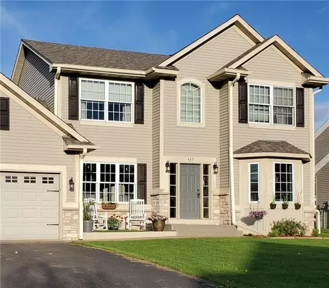429 Durango Dr, Roberts, WI 54023 photo 1