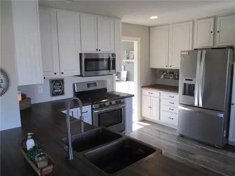 429 Durango Dr, Roberts, WI 54023 photo 9