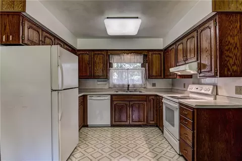 3925 Nimitz St, Eau Claire, WI 54701 photo 9