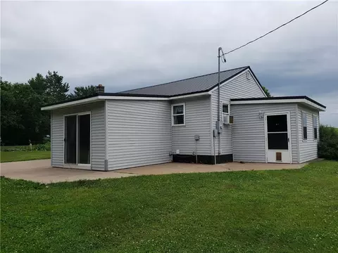 401 E Pine St, Strum, WI 54770 photo 5