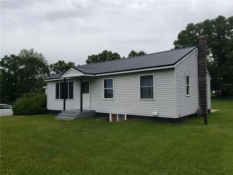 401 E Pine St, Strum, WI 54770 photo 3
