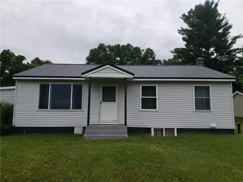 401 E Pine St, Strum, WI 54770 photo 2