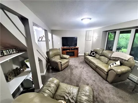 809 E Woodland Ave, Barron, WI 54812 photo 17