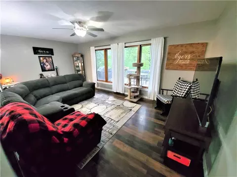 809 E Woodland Ave, Barron, WI 54812 photo 12