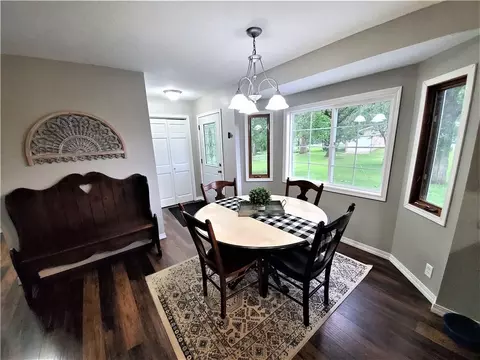 809 E Woodland Ave, Barron, WI 54812 photo 5