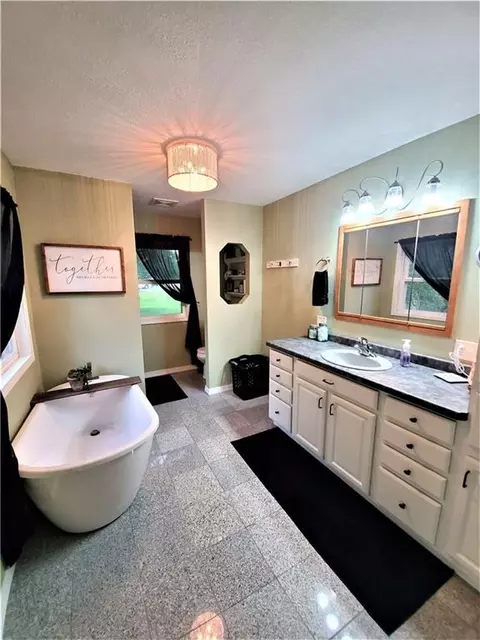 809 E Woodland Ave, Barron, WI 54812 photo 8