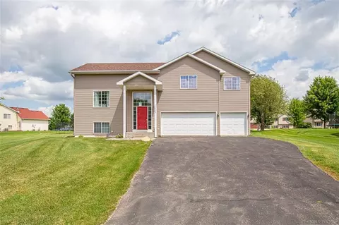 1375 Canvasback Ct, Baldwin, WI 54002 photo 1