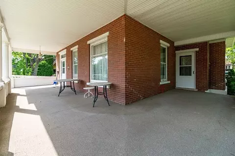 247 E 3rd Ave, Stanley, WI 54768 photo 8