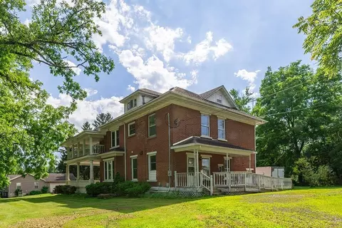 247 E 3rd Ave, Stanley, WI 54768 photo 5