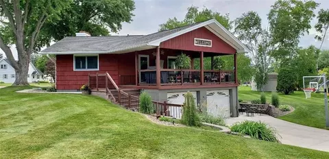 211 E Lawrence St, Thorp, WI 54771 photo 5