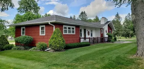 211 E Lawrence St, Thorp, WI 54771 photo 4