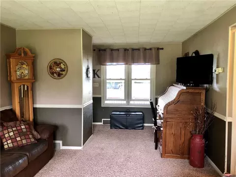 211 E Lawrence St, Thorp, WI 54771 photo 18