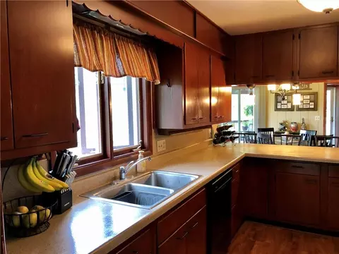 211 E Lawrence St, Thorp, WI 54771 photo 12