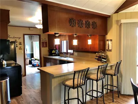 211 E Lawrence St, Thorp, WI 54771 photo 8