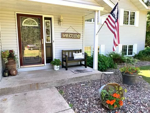 10027 Pine Rd, Fall Creek, WI 54742 photo 3