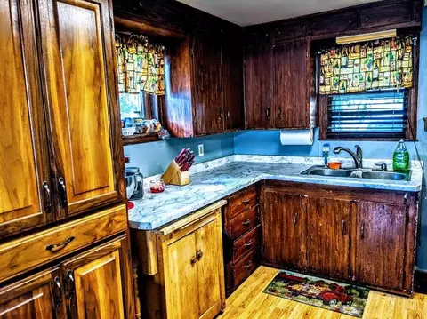 2003 Queen St, Bloomer, WI 54724 photo 4