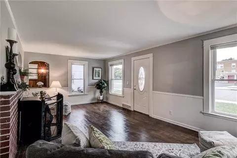 222 E 4th Ave, Stanley, WI 54768 photo 7