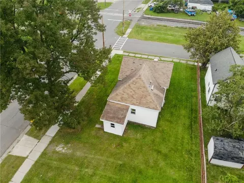 6 E Grove Ave, Barron, WI 54812 photo 5