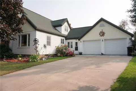 206 E 6th Ave, Stanley, WI 54768 photo 2