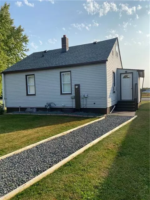 209 State 35 Rd, Centuria, WI 54824 photo 4