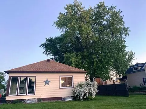 707 2nd St, Shell Lake, WI 54871 photo 1