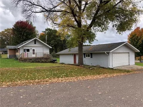 423 Bates St, Cornell, WI 54732 photo 2