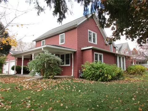 406 Sexton St, Chetek, WI 54728 photo 2