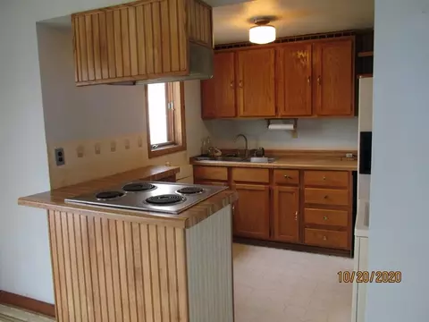 406 E Murray St, Boyd, WI 54726 photo 2