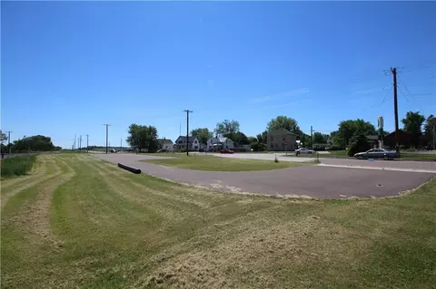 345 Miami Ave, Fall Creek, WI 54742