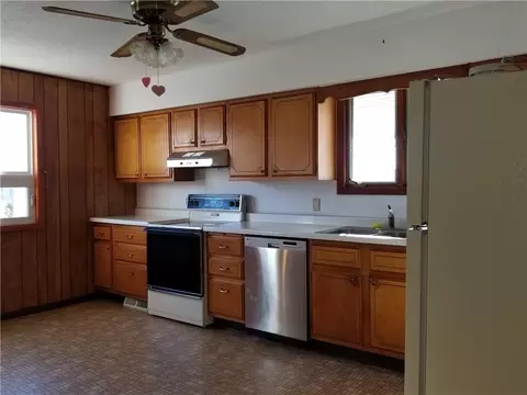 215 E Patten St, Boyd, WI 54726 photo 6
