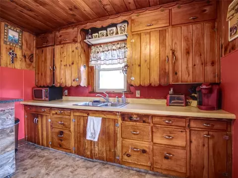Undisclosed, Bloomer, WI 54724 photo 7