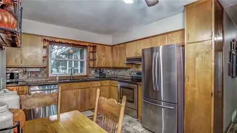 706 Madison St, Stanley, WI 54768 photo 6
