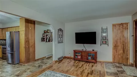 706 Madison St, Stanley, WI 54768 photo 4