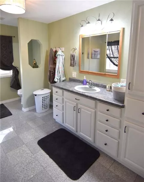 809 E Woodland Ave, Barron, WI 54812 photo 12