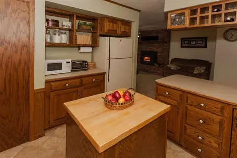 1018 Huron St, Spooner, WI 54801 photo 9