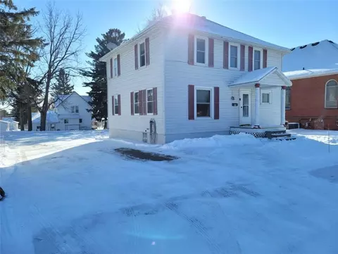 208 E 4th Ave, Stanley, WI 54768 photo 25