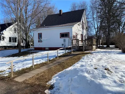 1815 Jackson St, Bloomer, WI 54724 photo 4