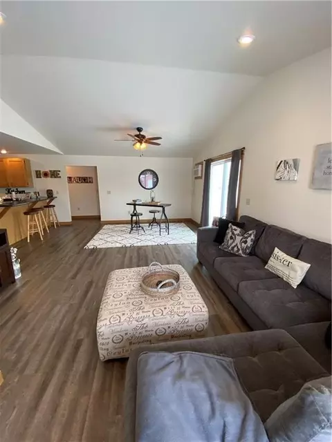 126 Vine St, Bloomer, WI 54724 photo 6