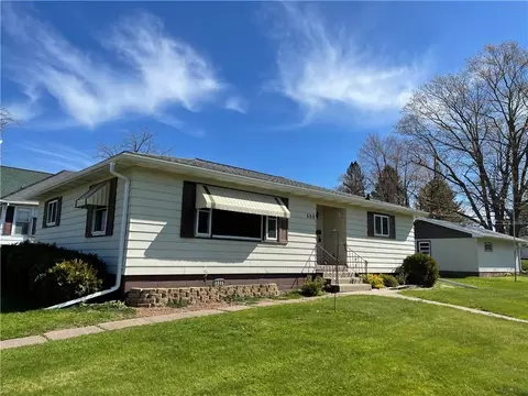 500 Bates St, Cornell, WI 54732 photo 1