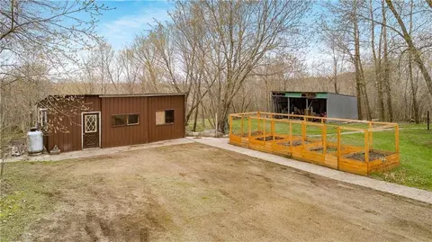 w28497 Us 10, Eleva, WI 54738 photo 2