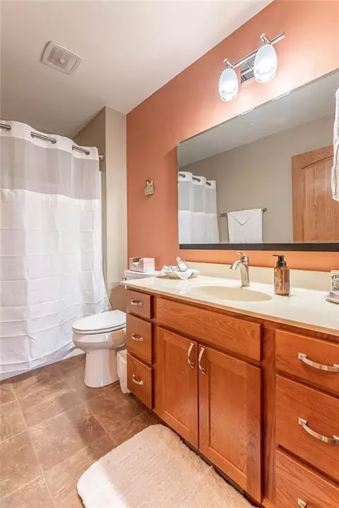503 E 9th Ave, Stanley, WI 54768 photo 13