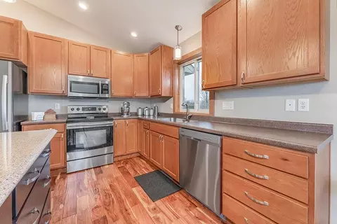 503 E 9th Ave, Stanley, WI 54768 photo 5