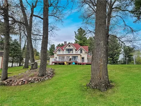 301 Sumner Ct, Chetek, WI 54728 photo 5