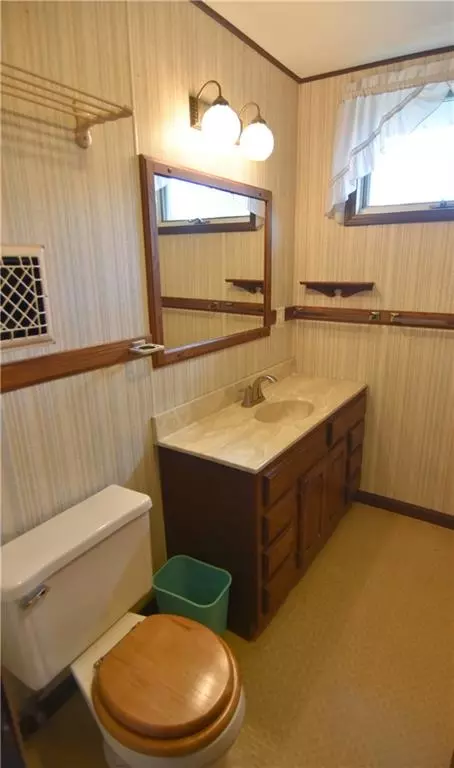 207 W Main St, Cameron, WI 54822 photo 15