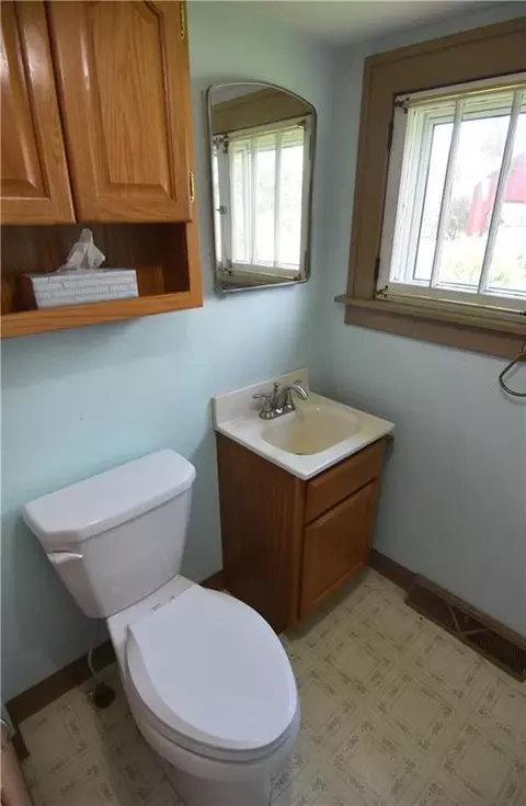 207 W Main St, Cameron, WI 54822 photo 16