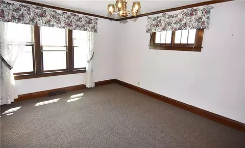 207 W Main St, Cameron, WI 54822 photo 4