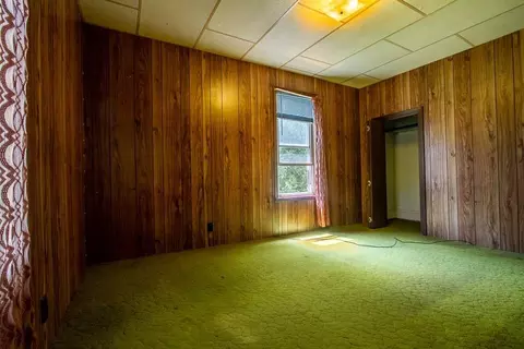 304 E Oak St, Stanley, WI 54768 photo 11