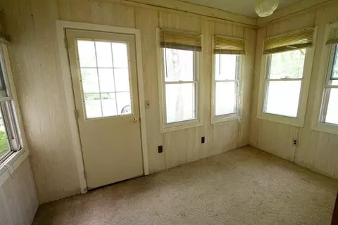 304 E Oak St, Stanley, WI 54768 photo 15