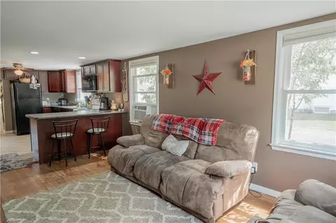 205 Elm St, Thorp, WI 54771 photo 8