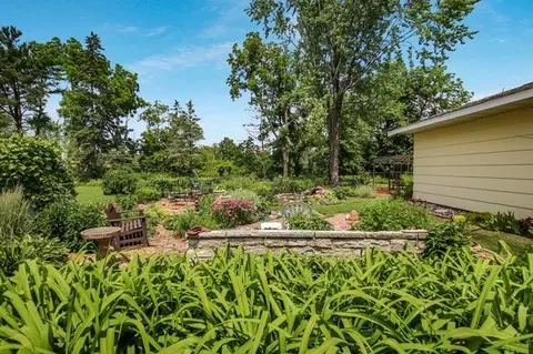 337 Euclid Ave, Barron, WI 54812 photo 4
